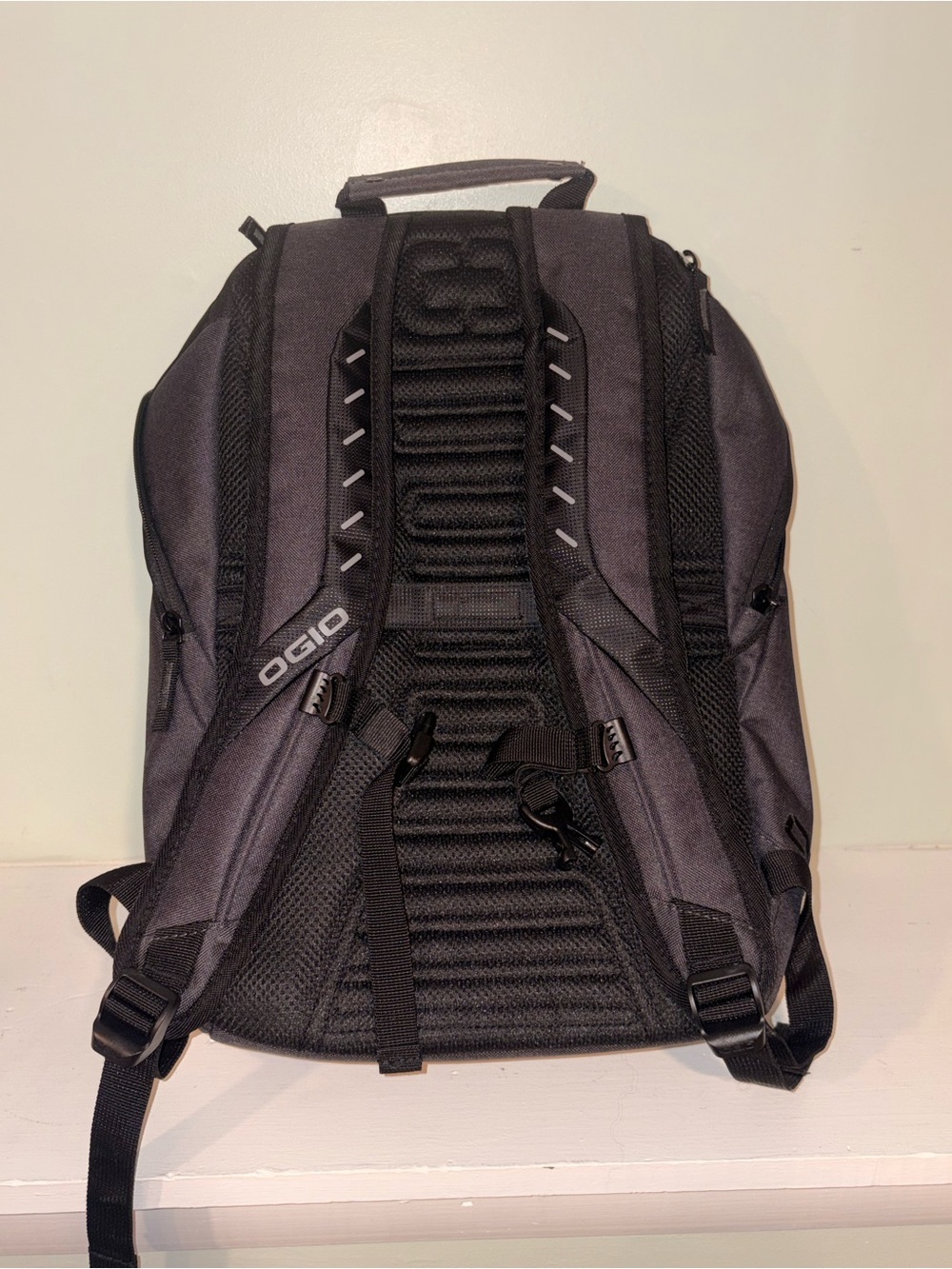 OGIO Hatch Backpack - Picture 5 of 11
